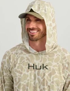 Huk Gear Performance Tops-Airweight KC Printed Hoodie KC Sand Camo