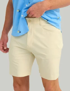 Huk Gear Shorts-Kona 6-Inch Short Khaki