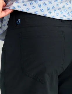 Huk Gear Shorts-Kona 9-Inch Short Black