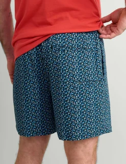 Huk Gear Swim-Pursuit Volley Swim Shorts Black Lure Smash