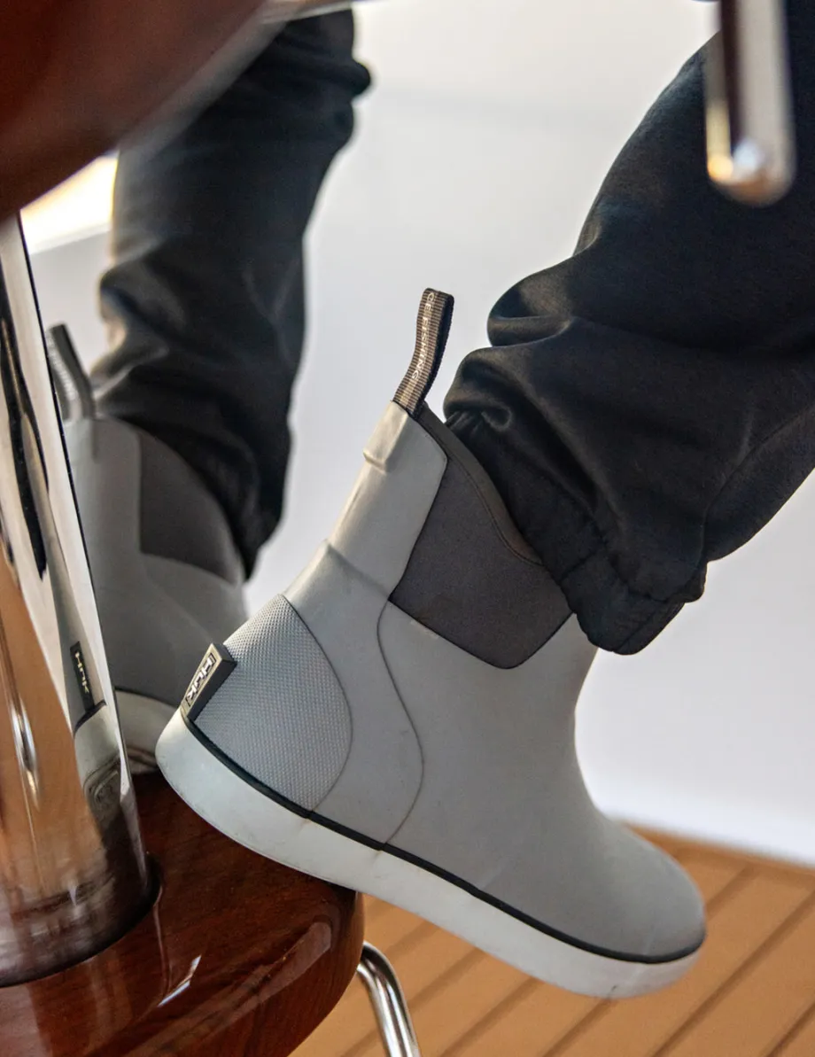 Huk Gear Boots & Shoes|Rainwear-Rogue Wave Boots Grey