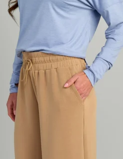 Huk Gear Pants-Womens Bayside Wide Leg Crop Marl