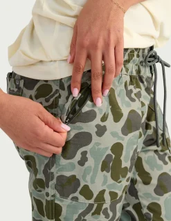 Huk Gear Pants-Womens Cruiser Pant KC Volcanic Ash Camo