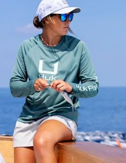 Huk Gear Performance Tops-Womens Icon Performance Crew North Atlantic
