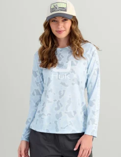 Huk Gear Performance Tops-Womens KC Print Icon Performance Crew KC Sky Camo