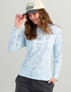Huk Gear Performance Tops-Womens KC Print Icon Performance Crew KC Sky Camo